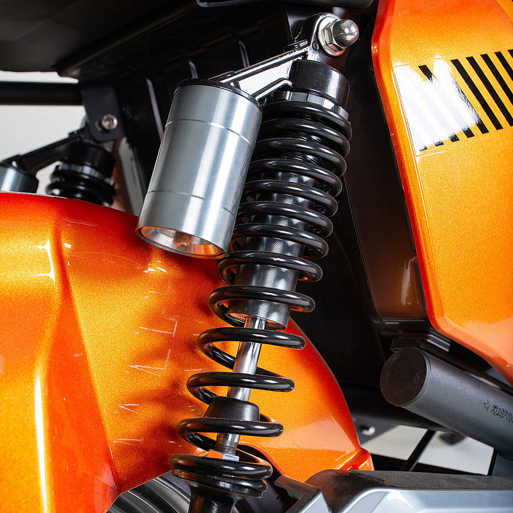 Kruiser Forte Sähkömopo 45km/h Oranssi Grafiitti, 1.2, 1.8 tai 2.4kWh akulla