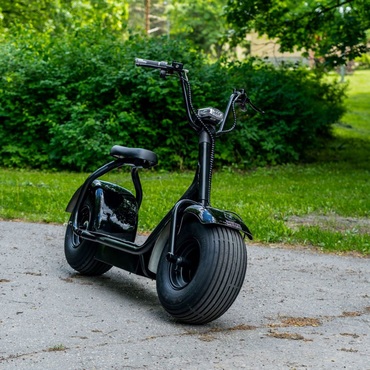 Kontio Kruiser Black 1000W 0,7kWh Akulla