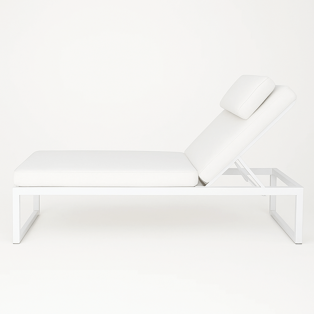Solstol 200 cm – justerbart ryggstöd, 10 cm stoppning, stålram, vit/beige