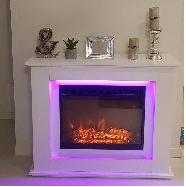 Sähkötakka Genova 750/1500W – 100 x 28 x 82,5 cm, LED-liekki, valkoinen