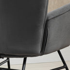 Keinutuoli skandinaavinen design – tummanharmaa samettipintainen nojatuoli, korkea selkänoja