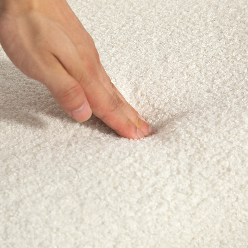 Keinutuoli cremevalkoinen – samettiverhoilu, ergonominen selkänoja ja äänetön keinunta