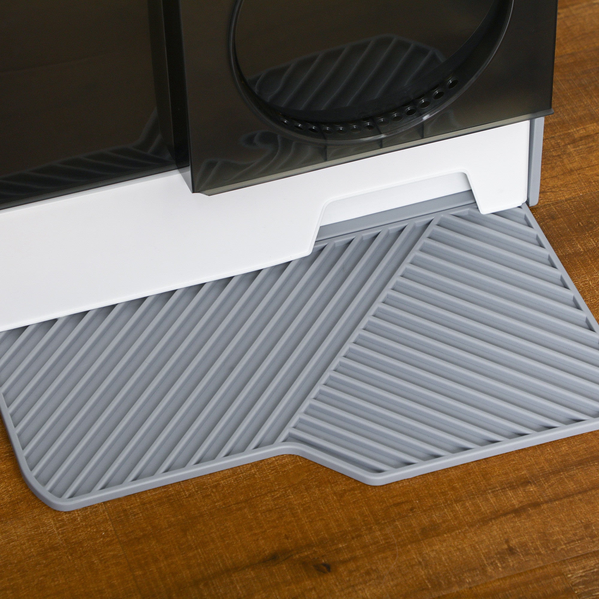 Kissanvessa Mökki suodattimilla – hajuton ja helppohoitoinen hiekkalaatikko kissoille, harmaa