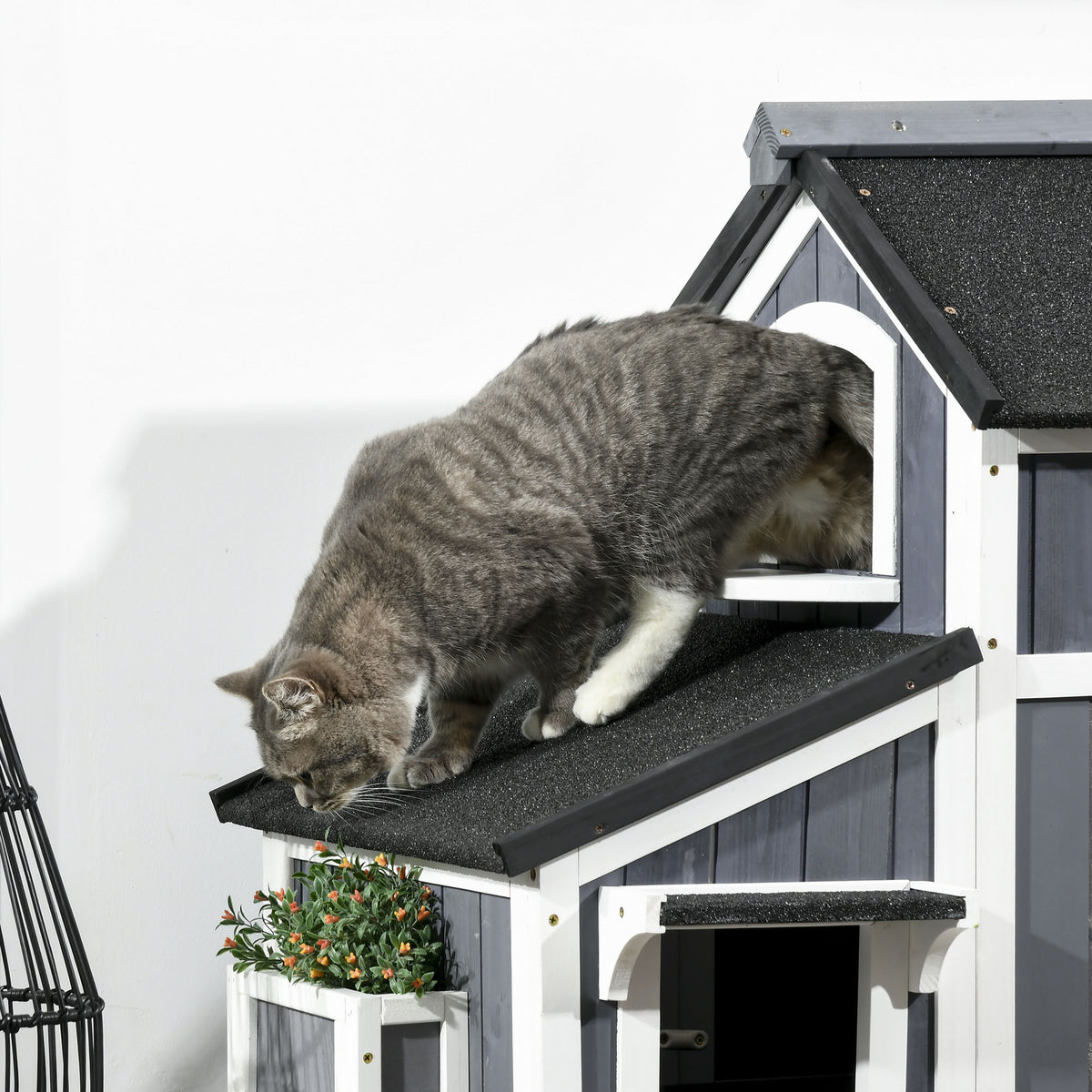 Tvåvånings kattkoja – väderbeständig kattkoja i trä, grå, för katter som väger upp till 7 kg