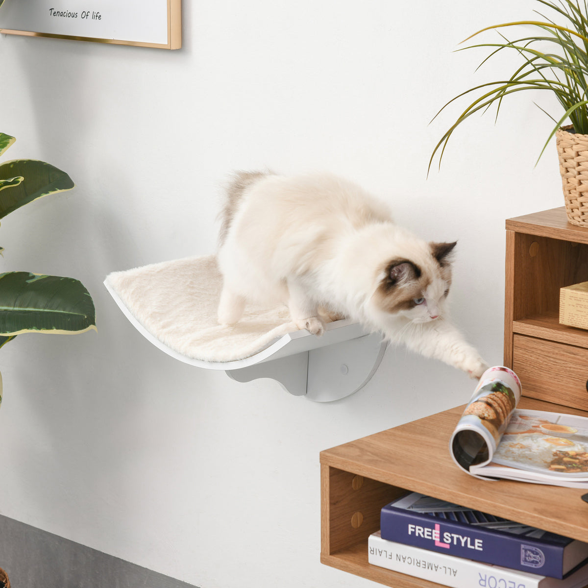 Väggmonterad katt hylla med fleece – vit, 41 cm, max. 10 kg