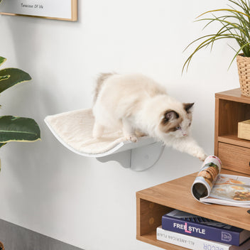 Väggmonterad katt hylla med fleece – vit, 41 cm, max. 10 kg
