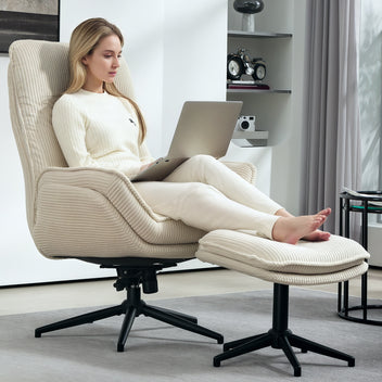 Sammetfåtölj med fotpall – 360° vridbar beige fåtölj