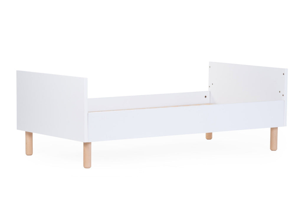 Valkoinen pinnasänky 70x140 cm – muunneltava ja turvallinen vauvan ja taaperon sänky