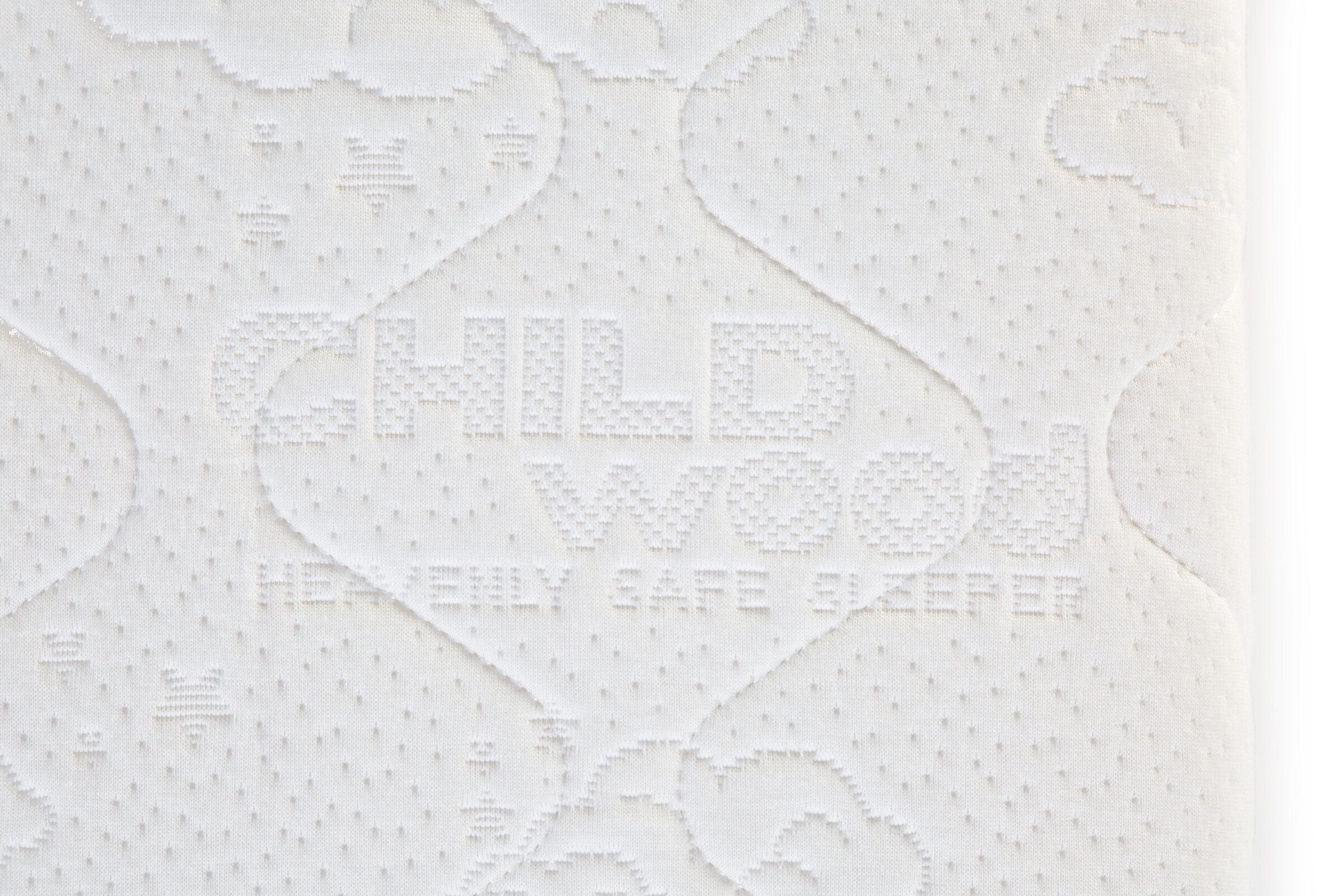 Pinnasängyn patja 60x120 cm – hengittävä, pestävä ja turvallinen polyeteerivaahtopatja