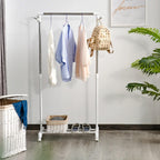 Säädettävä vaaterekki pyörillä – siirrettävä metallinen vaateteline alaosanhyllyllä kotiin ja myymälään (87–145 cm)