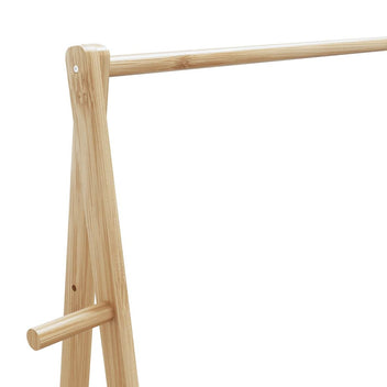 Klädställ med hyllor 132x45,5x150,5 cm Bambu