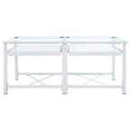 kaksinkertainen pesukoneen jalusta ulosvedettävillä hyllyillä