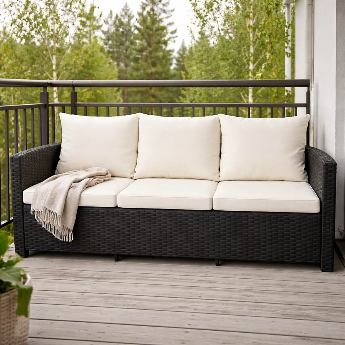 3-sitsig utomhussoffa 175 x 60 x 74 cm EMMA – polyrotting, stålram, svart/beige