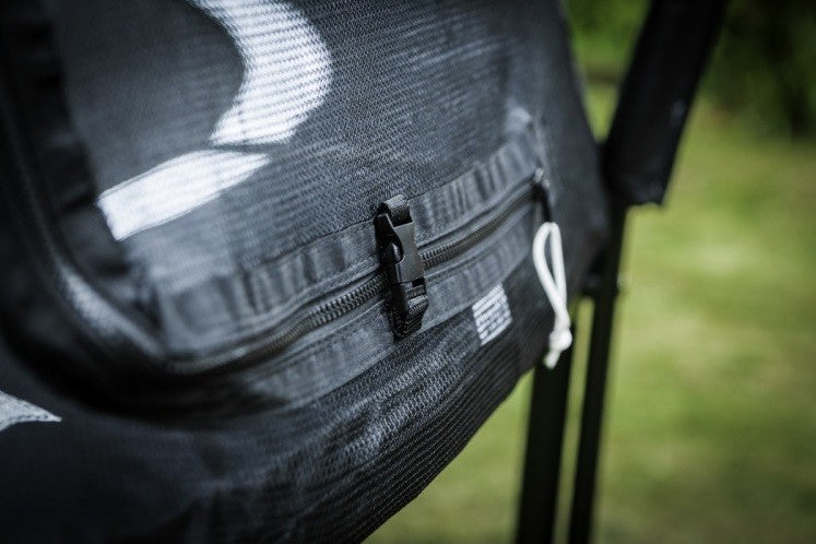 POHJOLAPULSE SPORTS LUXUS Trampoliini Ø 244cm Turvaverkolla MUSTA EDITION