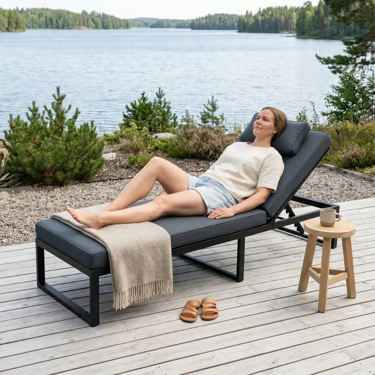 Pohjola Garden Aurinkotuoli Säädettävällä Selkänojalla 200 cm, Musta/harmaa, ILONA