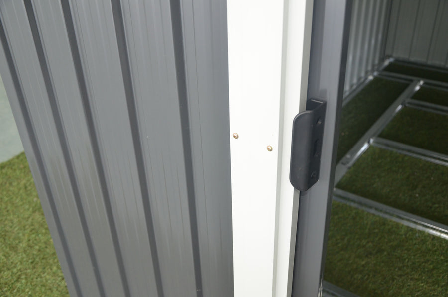 Trädgårdsskjul 10,85 m² – 138 cm skjutdörrar, galvaniserat stål, sockel, grå