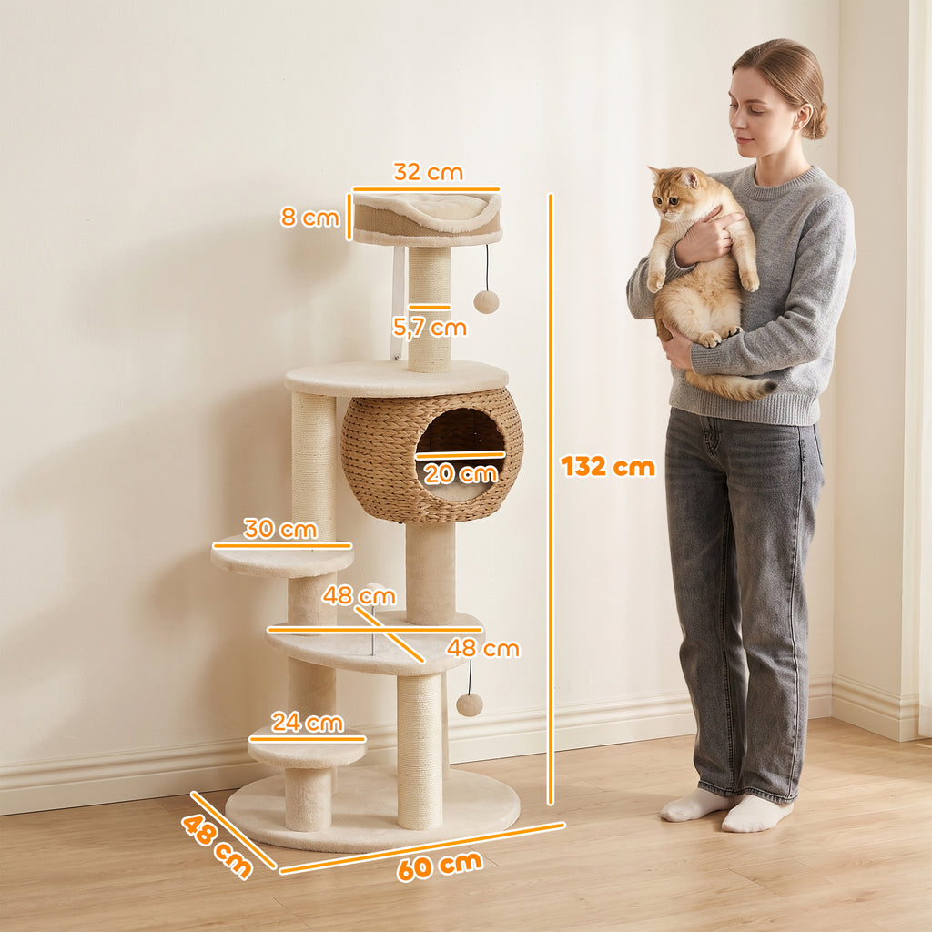 Kissan raapimispuu punotulla osmankäämipesällä, 132 cm, beige