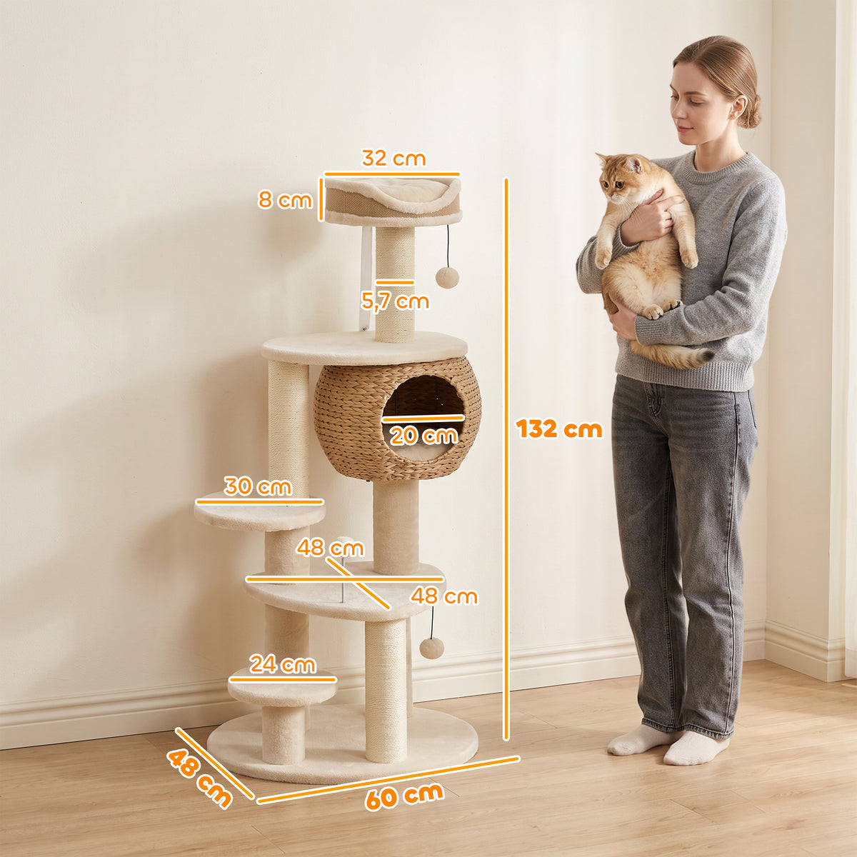 Kissan raapimispuu punotulla osmankäämipesällä, 132 cm, beige