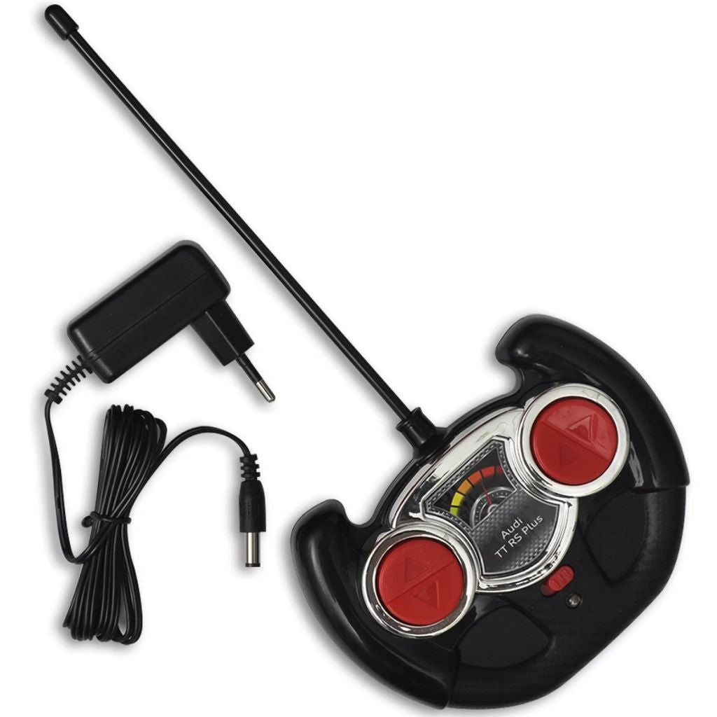 Audi TT RS Istuttava Auto Lapsille Kauko-ohjaimella Valkoinen