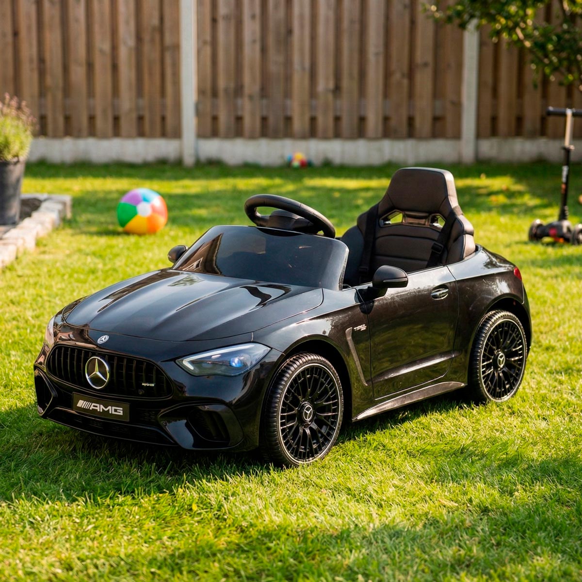 Swoop Lasten Sähköauto Mercedes-Benz AMG
