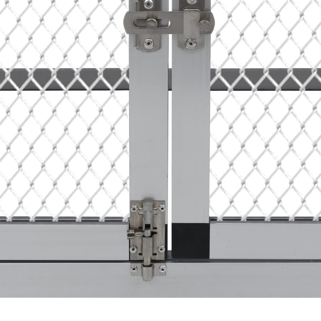 Kanahäkki aitauksella ja pesälaatikolla alumiini