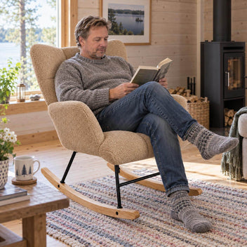 Keinutuoli 67 x 97 x 89 cm – pehmustettu, puu- ja teräsjalat, ruskea