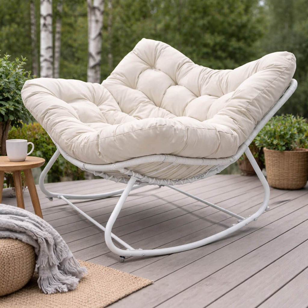 Keinutuoli 100 x 100 x 78 cm – polyrottinki, 12 cm pehmuste, teräsrunko, valkoinen/beige