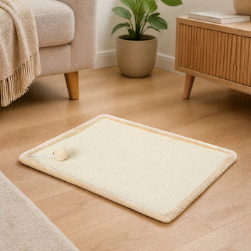 Kissan raapimismatto pallolelulla 65 x 45 cm – beige
