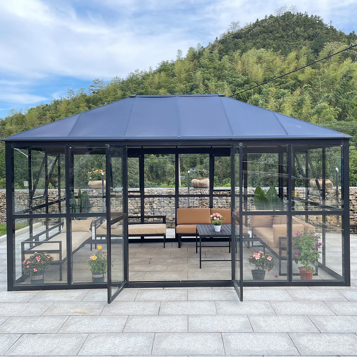 Glaspaviljong 288 x 426 cm – 12,28 m², 2 dörrar, 2 ventilationsfönster