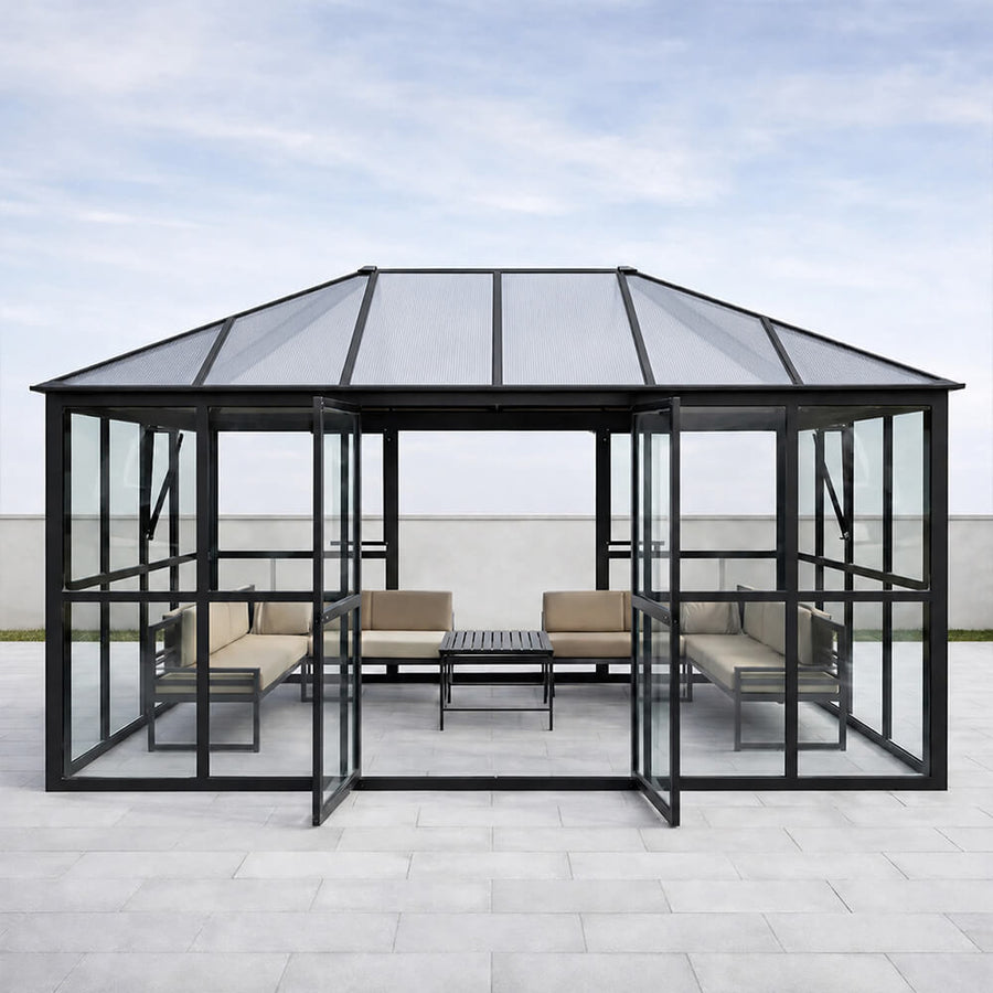 Lasipaviljonki 288 x 426 cm – 12,28 m², 2 ovea, 2 tuuletusikkunaa