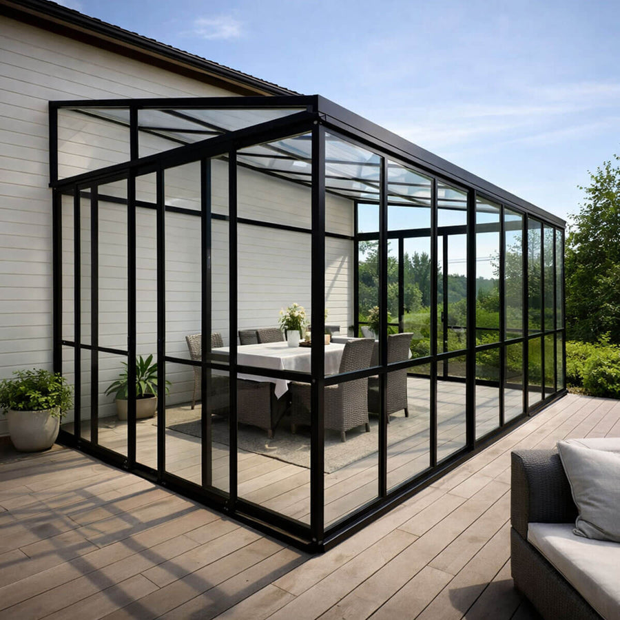 Glaspaviljong 510 x 290 cm – 3,6 mm härdat glas, 4 mm PC-tak, 3 skjutdörrar