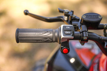 Barnens elminibike AVENGER 1200W, röd