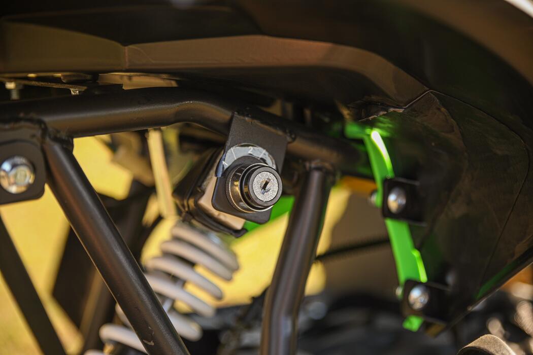 Arktis Motors barnminiquad 110CC helautomatisk, svart/grön