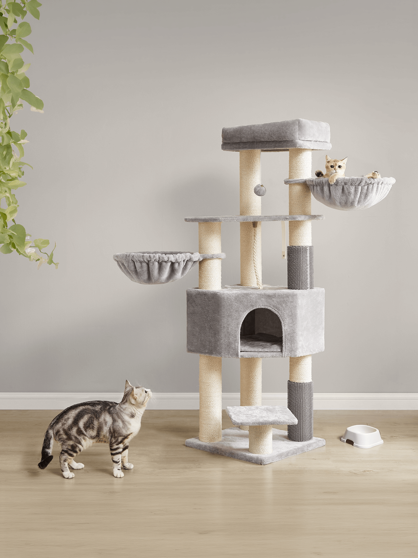 Feandrea Raapimispuu suurille kissoille itse-lämpenevillä huovilla, 2 harjaa, 11,1cm paksut tolpat, suuret tasot, luola, 50 x 50 x 160cm, harmaan