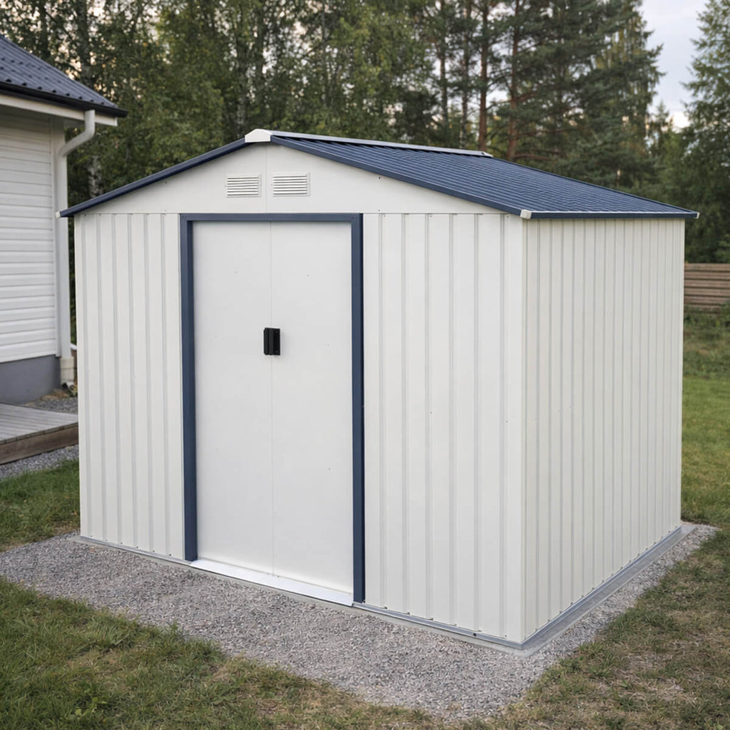 Pihavaja 5,3 m² – sinkitty teräs, liukuovet, sokkeli mukana