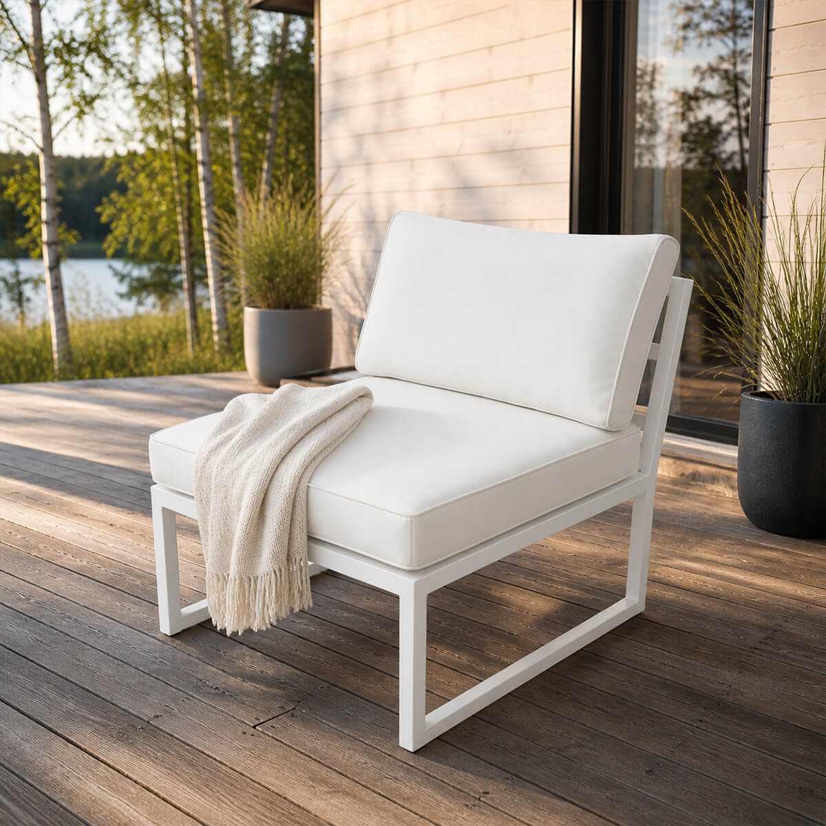 Puutarhatuoli 60 x 75 cm – käsinojaton, 10 cm pehmuste, teräsrunko, valkoinen/vaalea beige