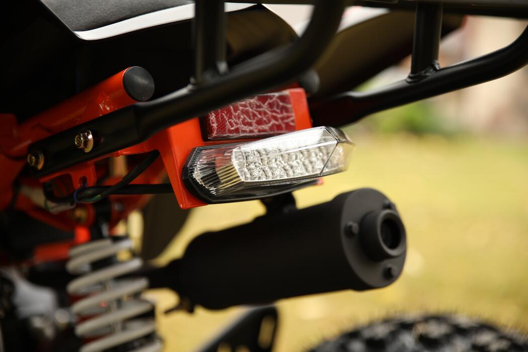 Arktis Motors barnminiquad 110CC helautomatisk, svart/grön