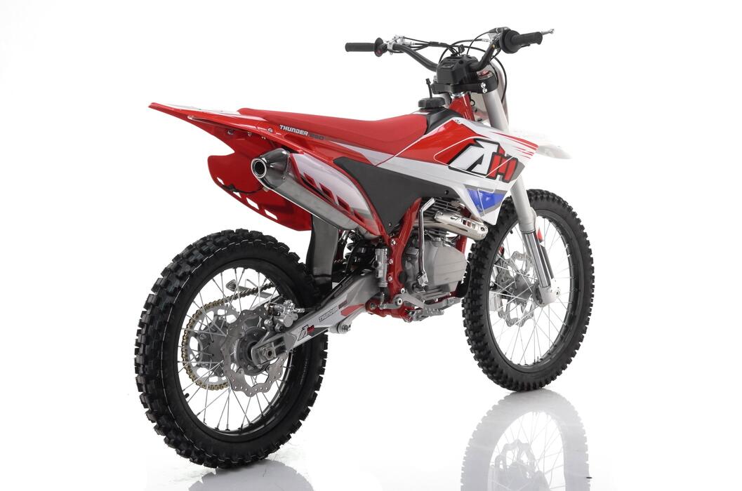 Minikrossi Thunder 250cc, Punainen