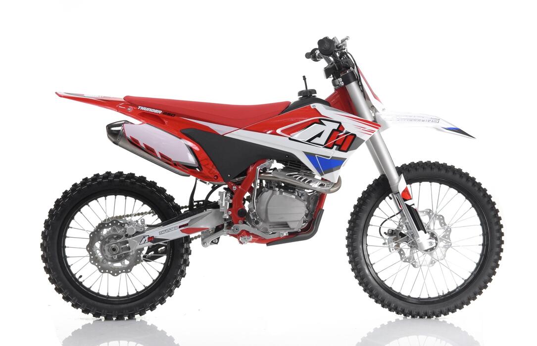 Minikrossi Thunder 250cc, Punainen