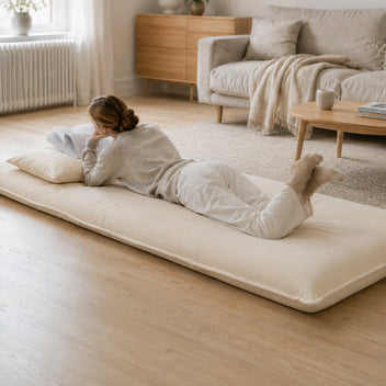 Vuodesohva Vinda beige – vuodekoko 93 × 217 cm