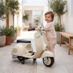 Lasten sähkömopo Vespa litiumakulla, tukipyörät, pehmeä lähtö, USB ja musiikki, 3 v+, valkoinen