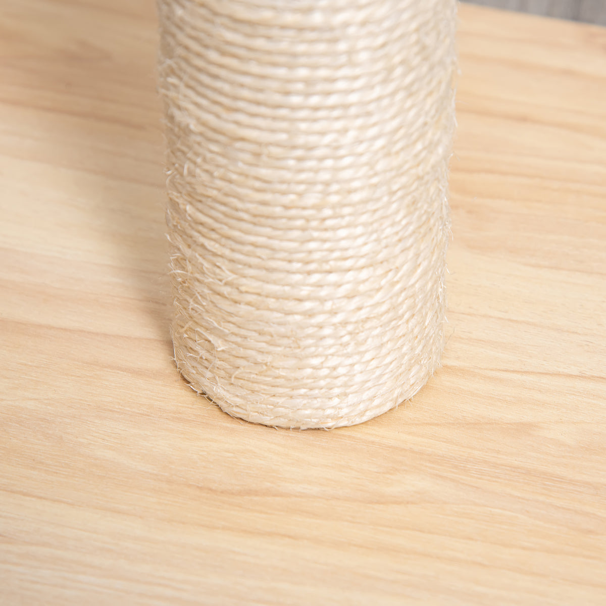 Kissan raapimispylväs sisalköydellä ja pallolla, 60 cm, beige/tammi