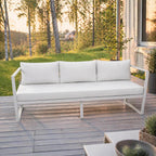 3-sitsig utomhussoffa 190 x 75 cm – 10 cm stoppning, stålram, vit/ljusbeige