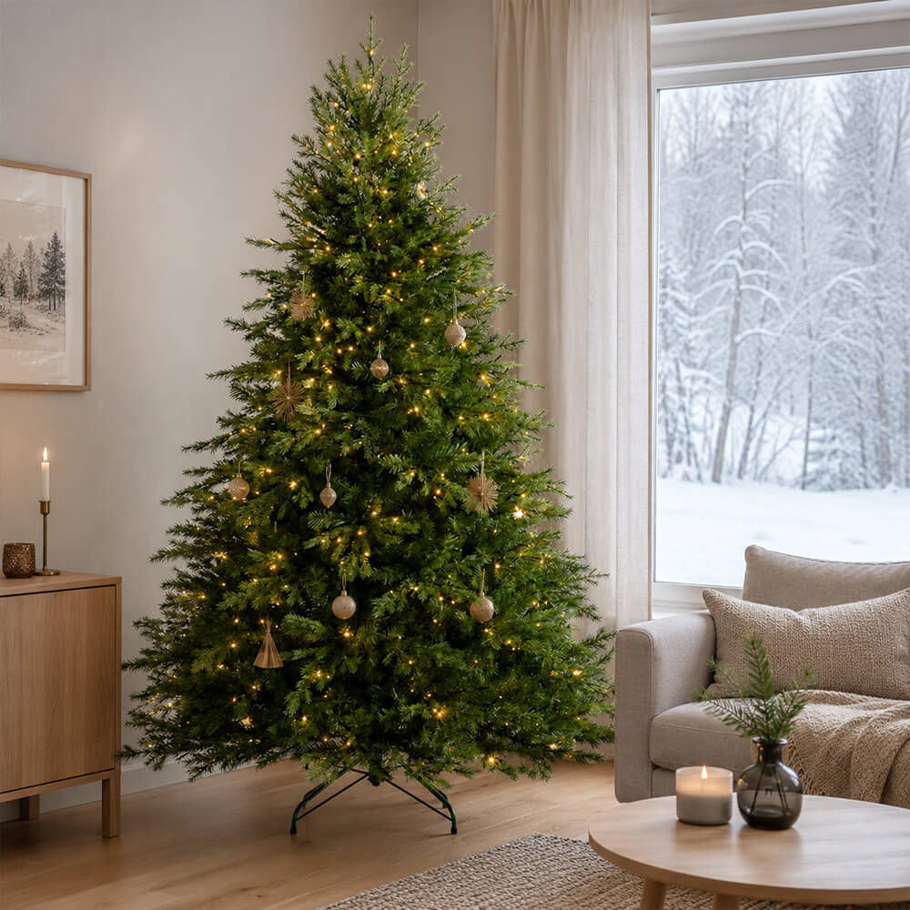 Joulukuusi 210 cm, 1130 oksaa ja neulasmainen havusto