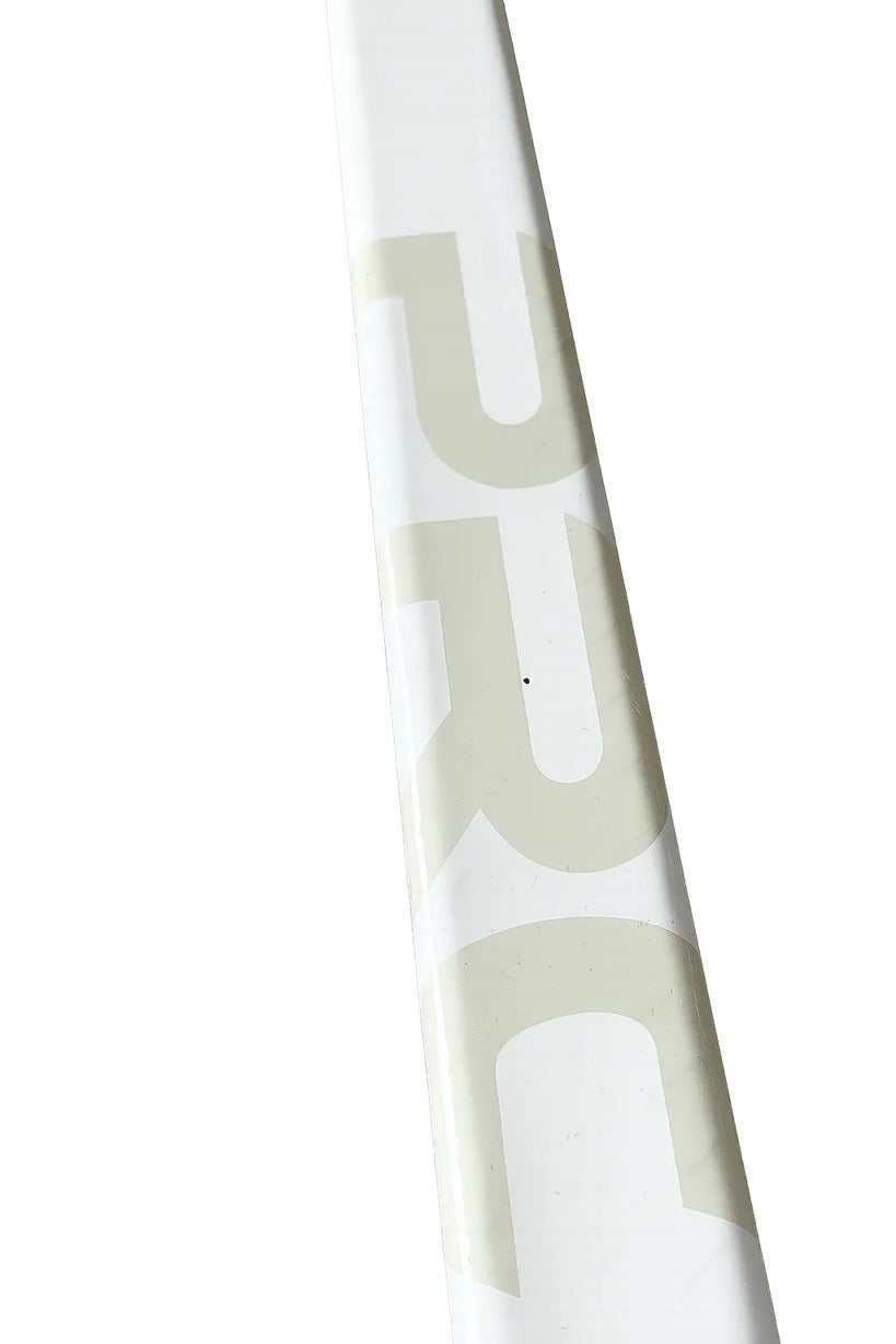 PRC Hockey WHITE Jääkiekkomaila PRO JR 18-50 Flex P28