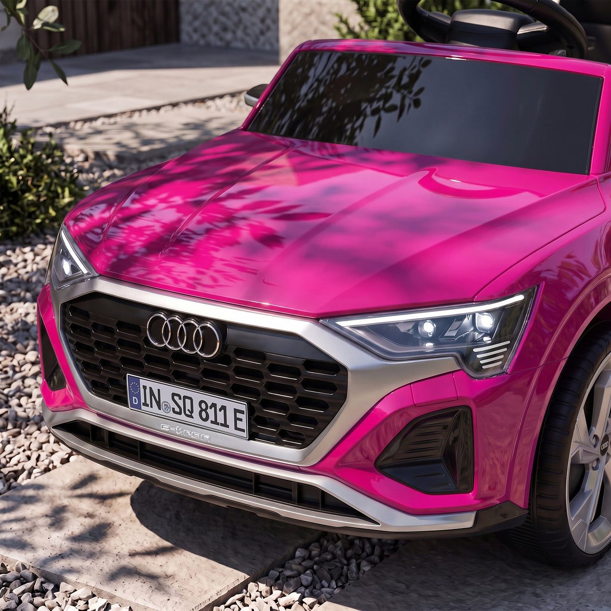 Lasten sähköauto Audi Q8 e-tron Sportback 12V, kaukosäädin, jousitus, 3–5 v, pinkki